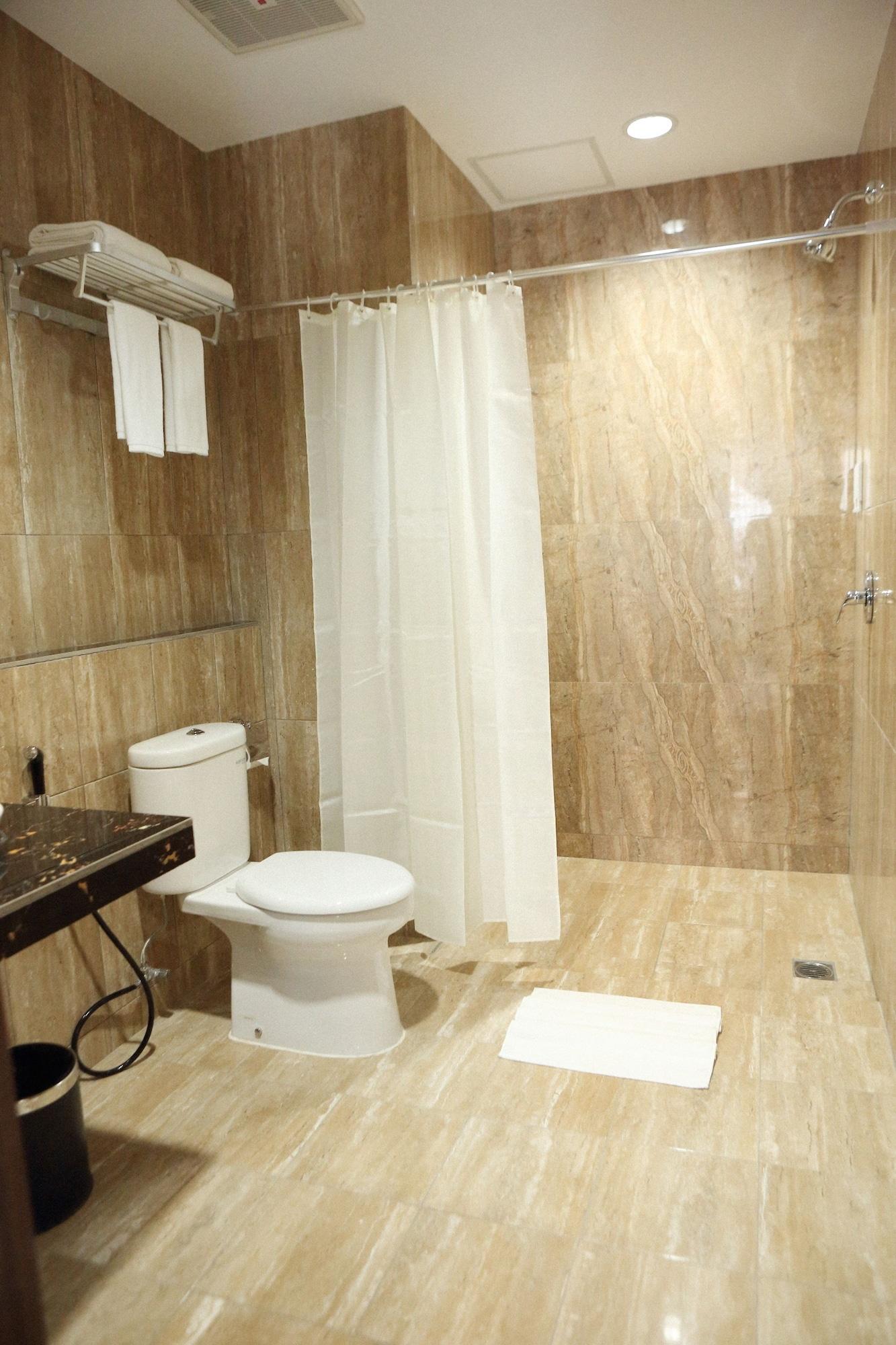 Horison Express Sentani Hotel จายาปุระ ภายนอก รูปภาพ