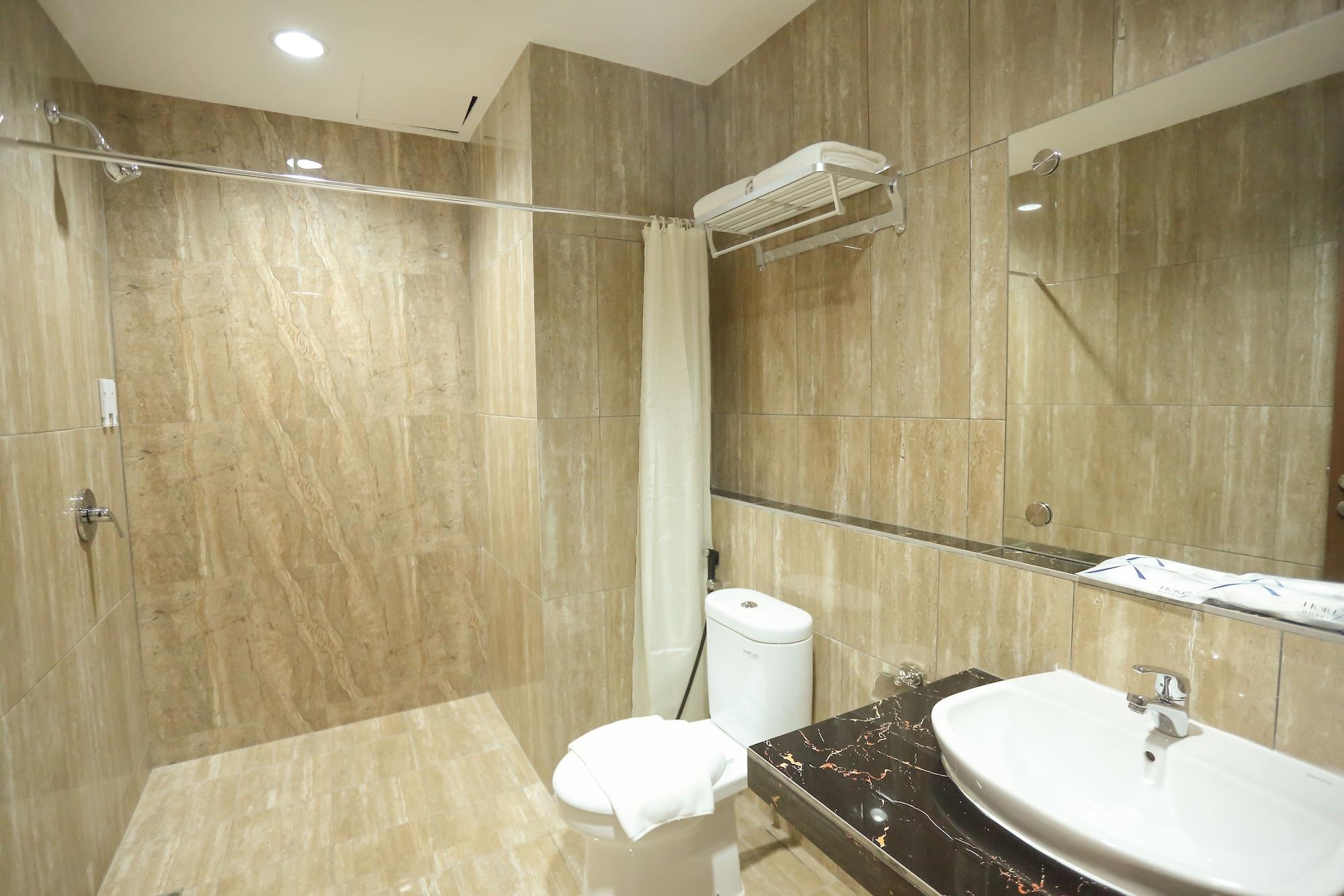 Horison Express Sentani Hotel จายาปุระ ภายนอก รูปภาพ